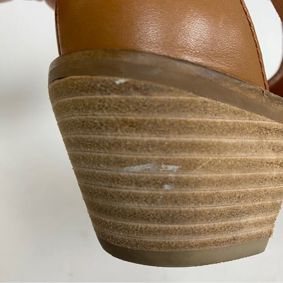 Kelsi Dagger Western Cutout Heeled Bootie Ankle Boots Brown Tan Leather Size 9 - Picture 12 of 13